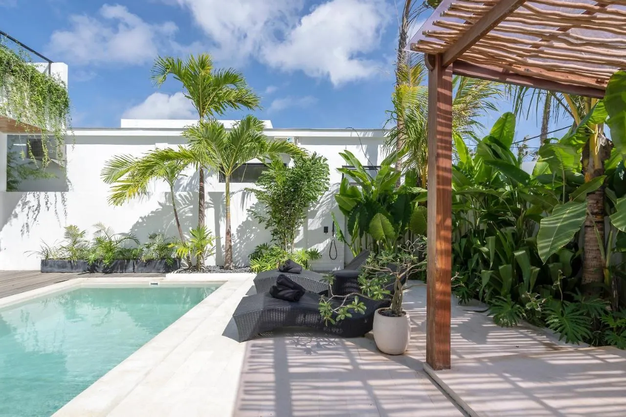 Villa Paradisio - Uluwatu By Yolla Hospitality  Uluwatu (Bali)