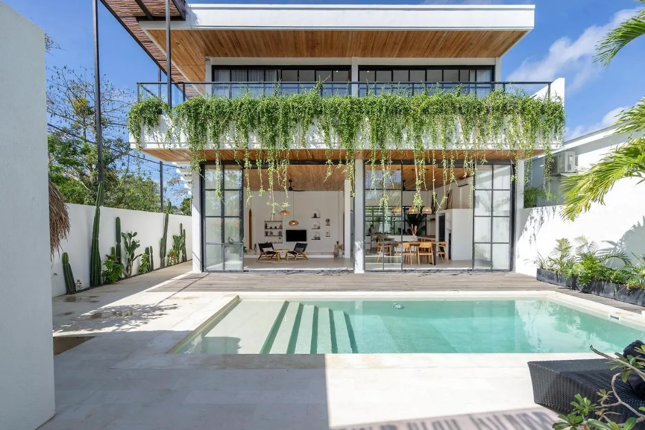 Villa Paradisio - Uluwatu By Yolla Hospitality Indonézia