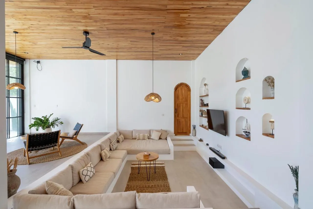 Villa Paradisio - Uluwatu By Yolla Hospitality